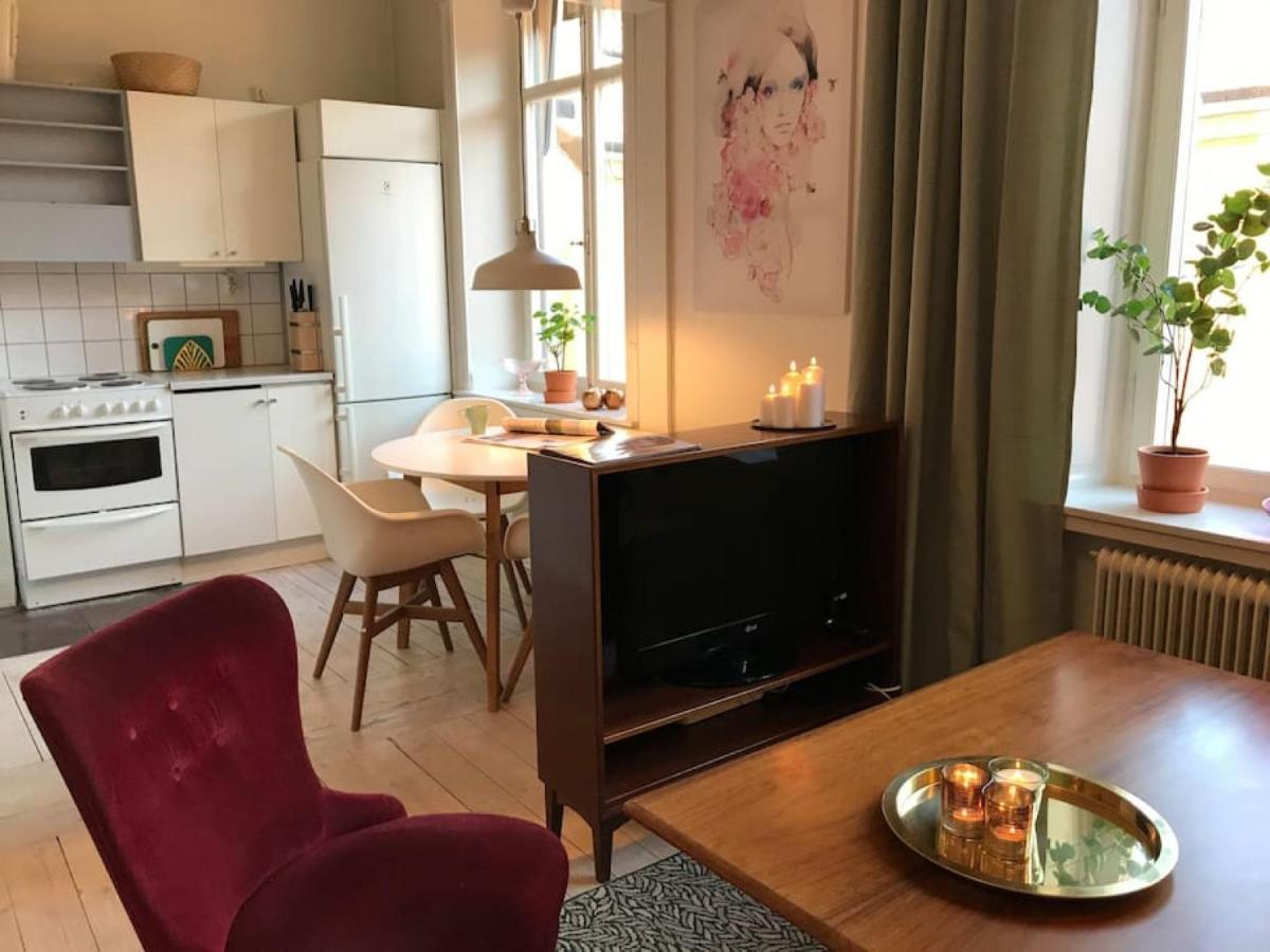 Bohemian And Light One Room Apartment In Sofo 31Sqm Stockholm Bagian luar foto