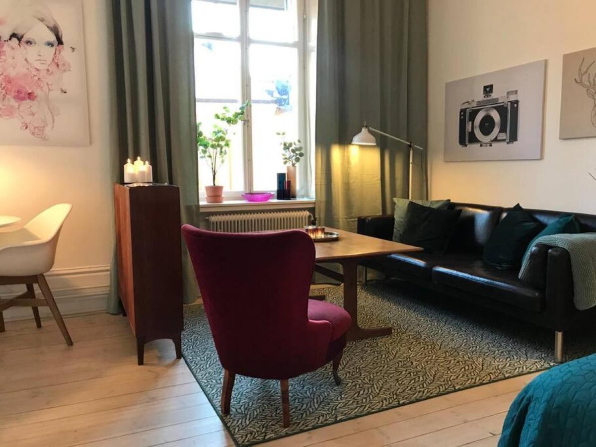 Bohemian And Light One Room Apartment In Sofo 31Sqm Stockholm Bagian luar foto