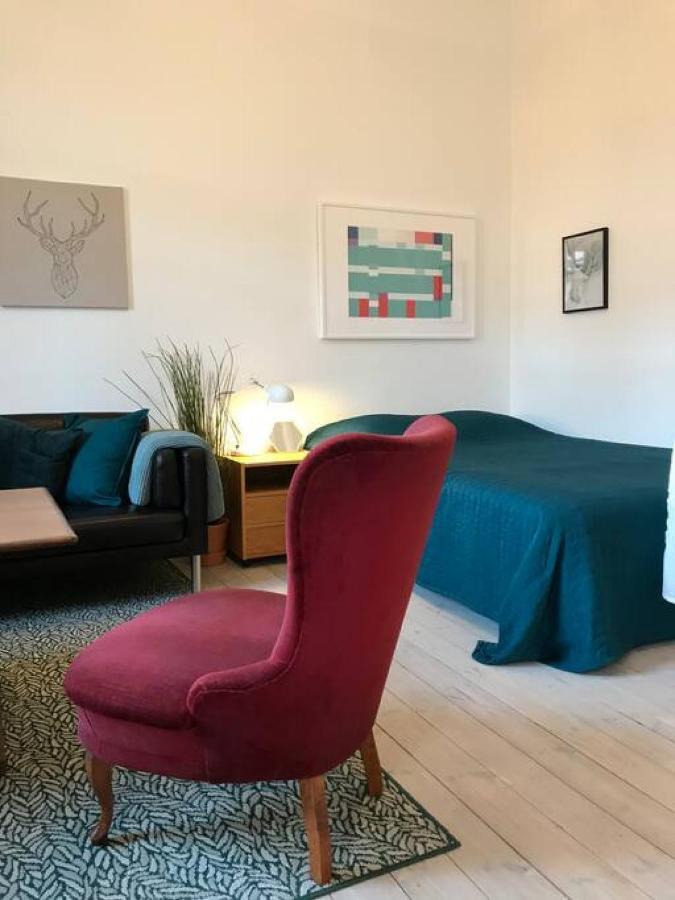 Bohemian And Light One Room Apartment In Sofo 31Sqm Stockholm Bagian luar foto